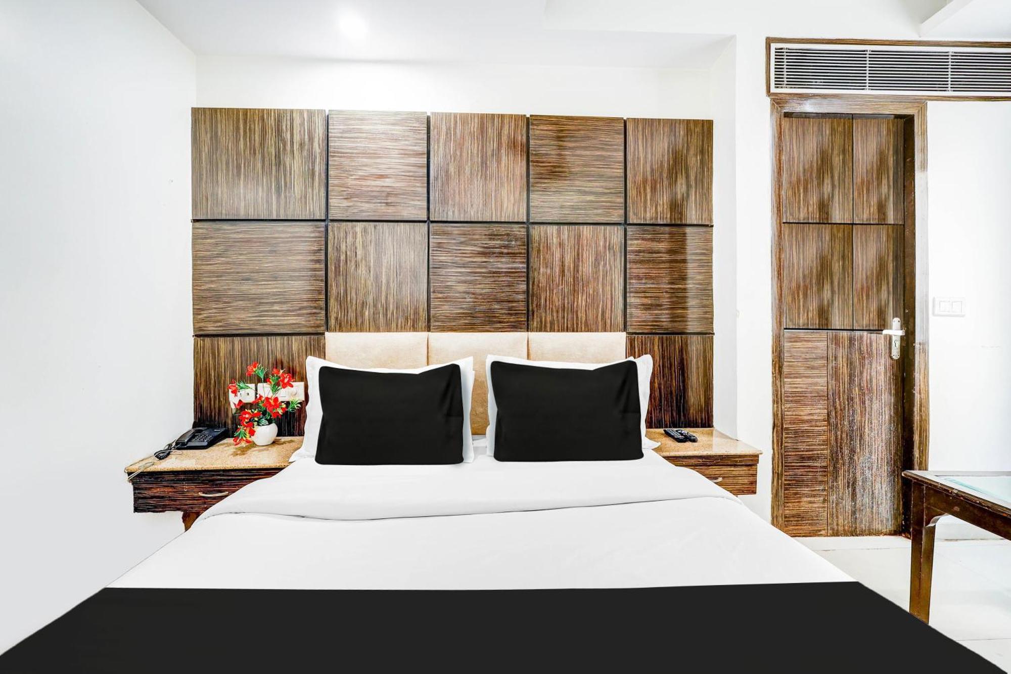 Super Townhouse Arakashan Road Paharganj Formerly Mohan International Nové Dillí Exteriér fotografie