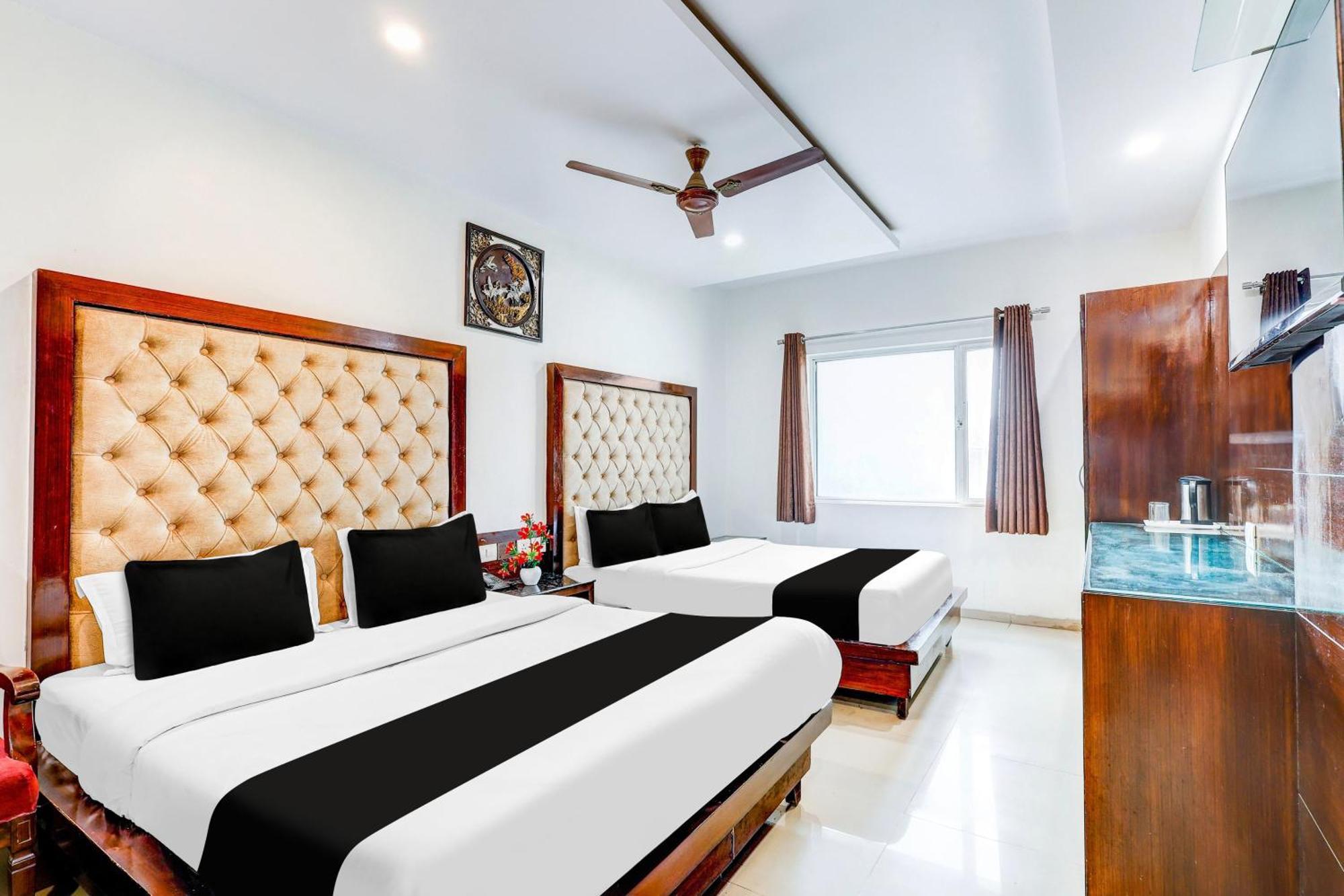 Super Townhouse Arakashan Road Paharganj Formerly Mohan International Nové Dillí Exteriér fotografie